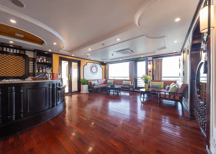  Cycad Cruise Hạ Long