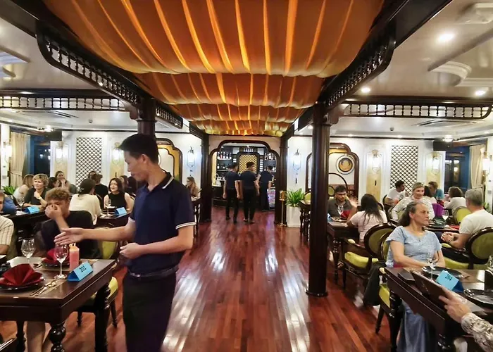 Cycad Cruise  Hạ Long