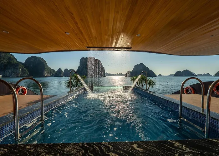 Cycad Cruise Hạ Long
