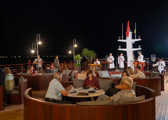 Cycad Cruise Hạ Long